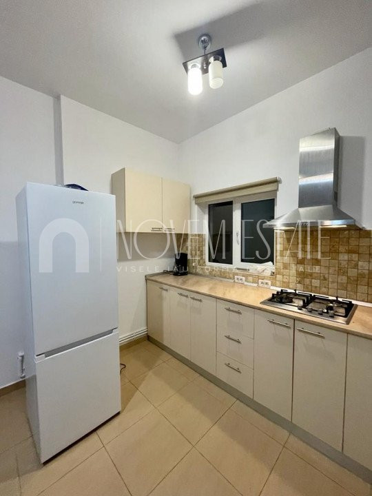 Vila tip duplex, 4 camere, zona Baba Novac