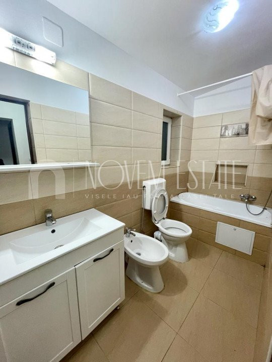 Vila tip duplex, 4 camere, zona Baba Novac