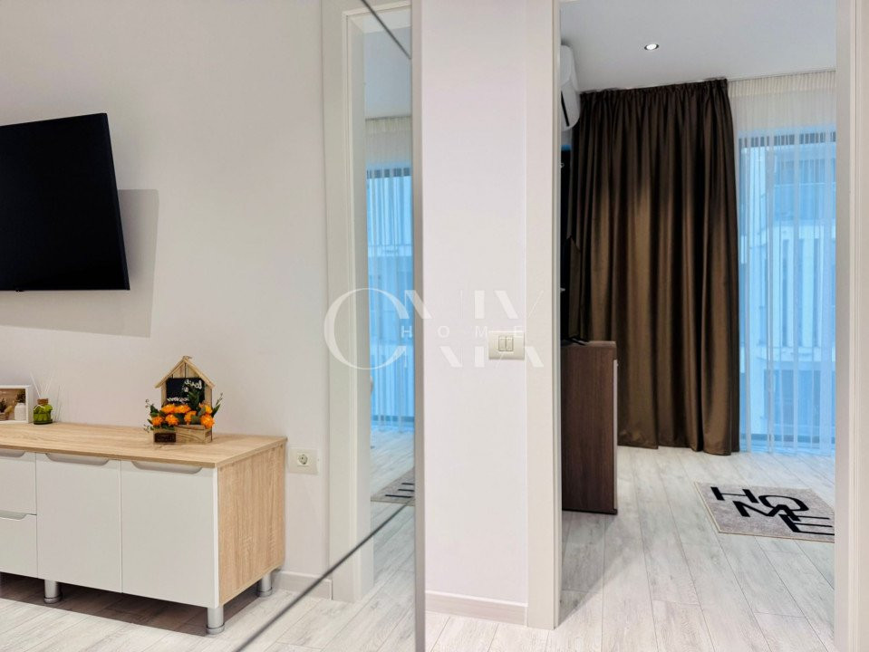Apartament cu piscină și parcare privată – Quinss Residence, Mamaia Nord 