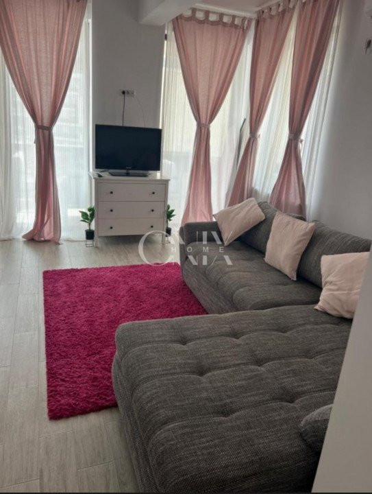 Apartament cu 2 camere – Vedere la mare & decor de poveste pentru fetițe!