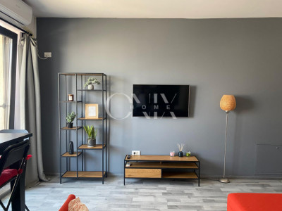 Apartament de 2 camere cu vedere la mare 