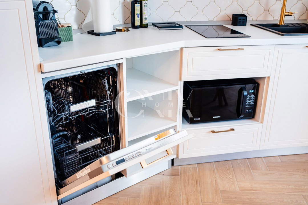 Apartament superb de vanzare, Mamaia Sat, Building Stefan Resort