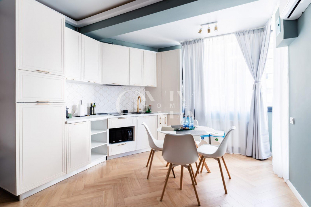 Apartament superb de vanzare, Mamaia Sat, Building Stefan Resort