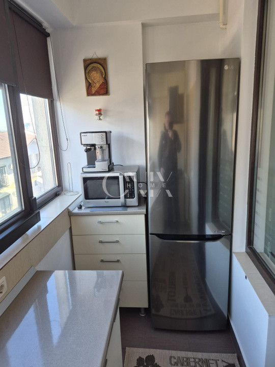 Tomis plus  3 camere si loc de parcare subteran inchis