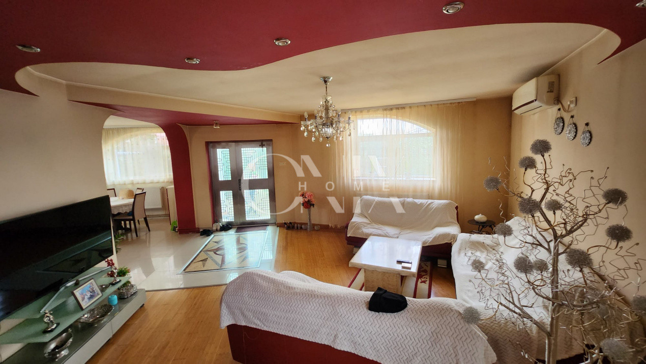 Vila P+ 1 ,Zona Medeea spre Cet , teren 360 mp