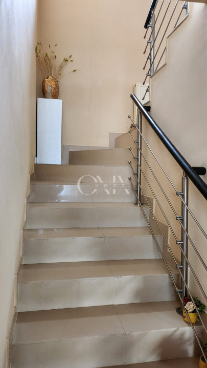 Vila P+ 1 ,Zona Medeea spre Cet , teren 360 mp