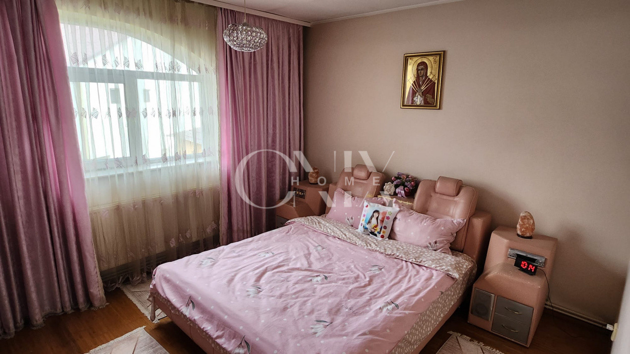 Vila P+ 1 ,Zona Medeea spre Cet , teren 360 mp