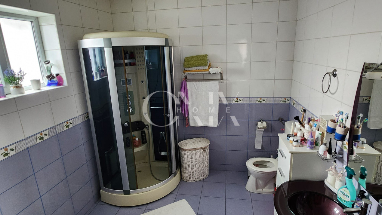 Vila P+ 1 ,Zona Medeea spre Cet , teren 360 mp