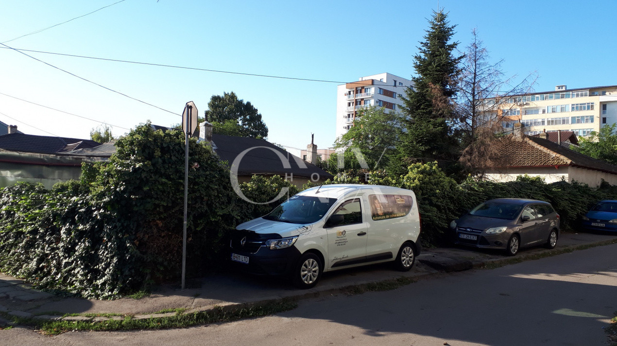 Casa batraneasca, zona Cet, 3 camere , 431 mp teren