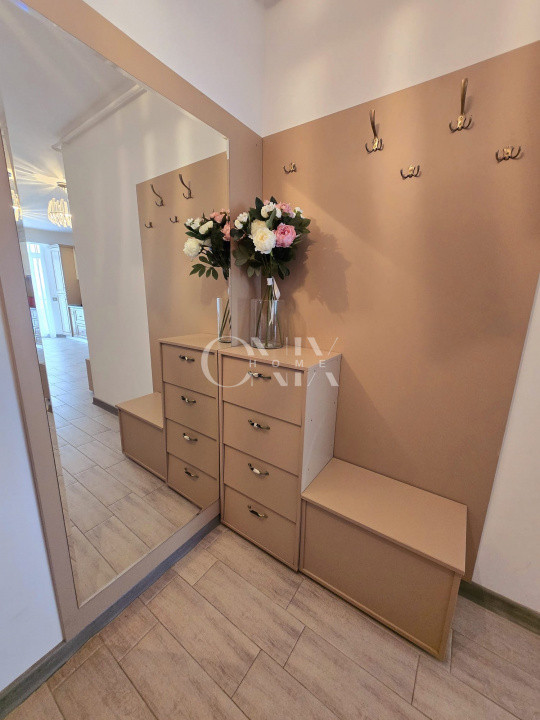 Locuința perfectă: 3 camere mobilate, cu vedere frontală superbă