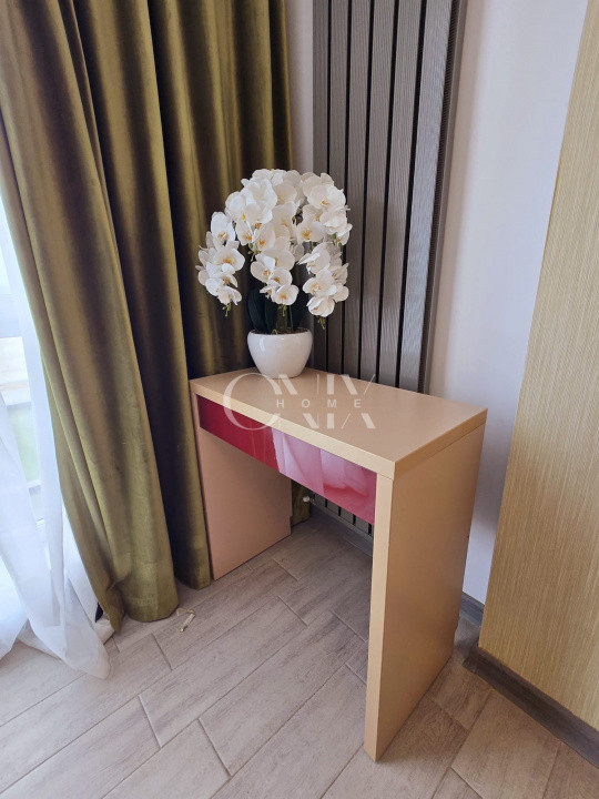 Locuința perfectă: 3 camere mobilate, cu vedere frontală superbă