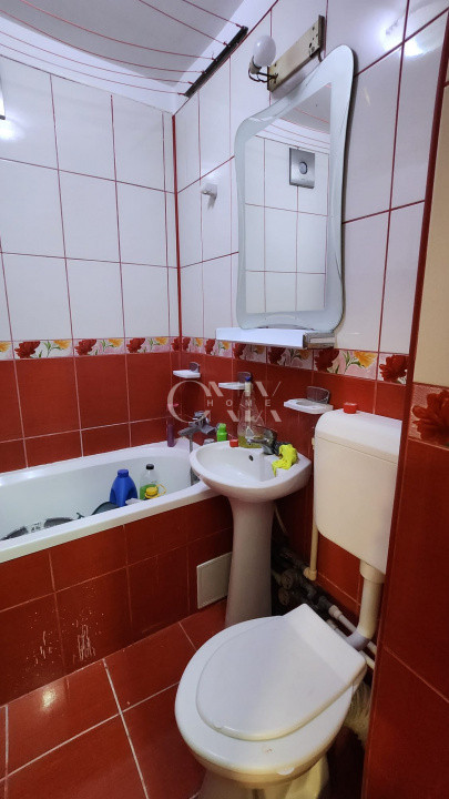 Garsoniera de inchiriat, Tomis 3