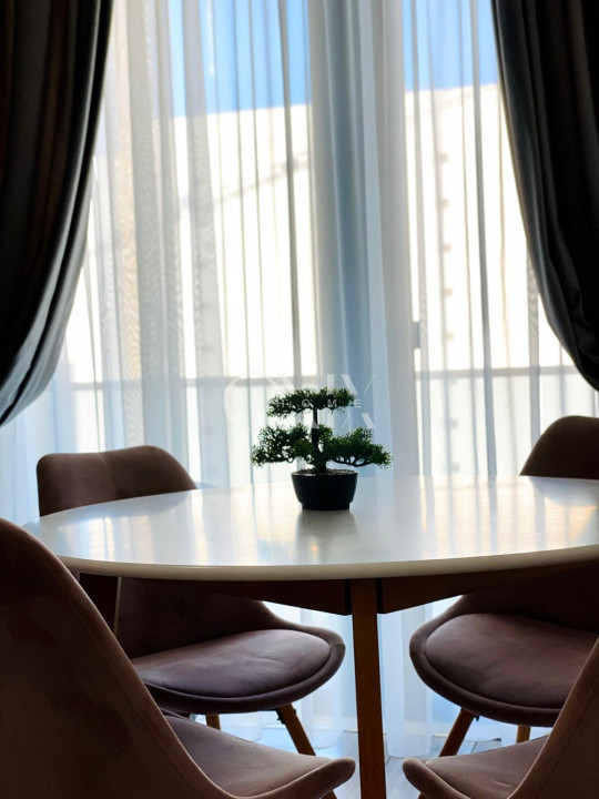 Locuința perfectă la mare 2 camere, design elegant balcon spațios