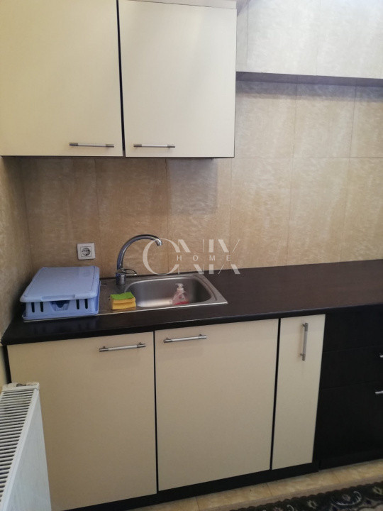 Apartament la vila, 3 camere semidecomandate