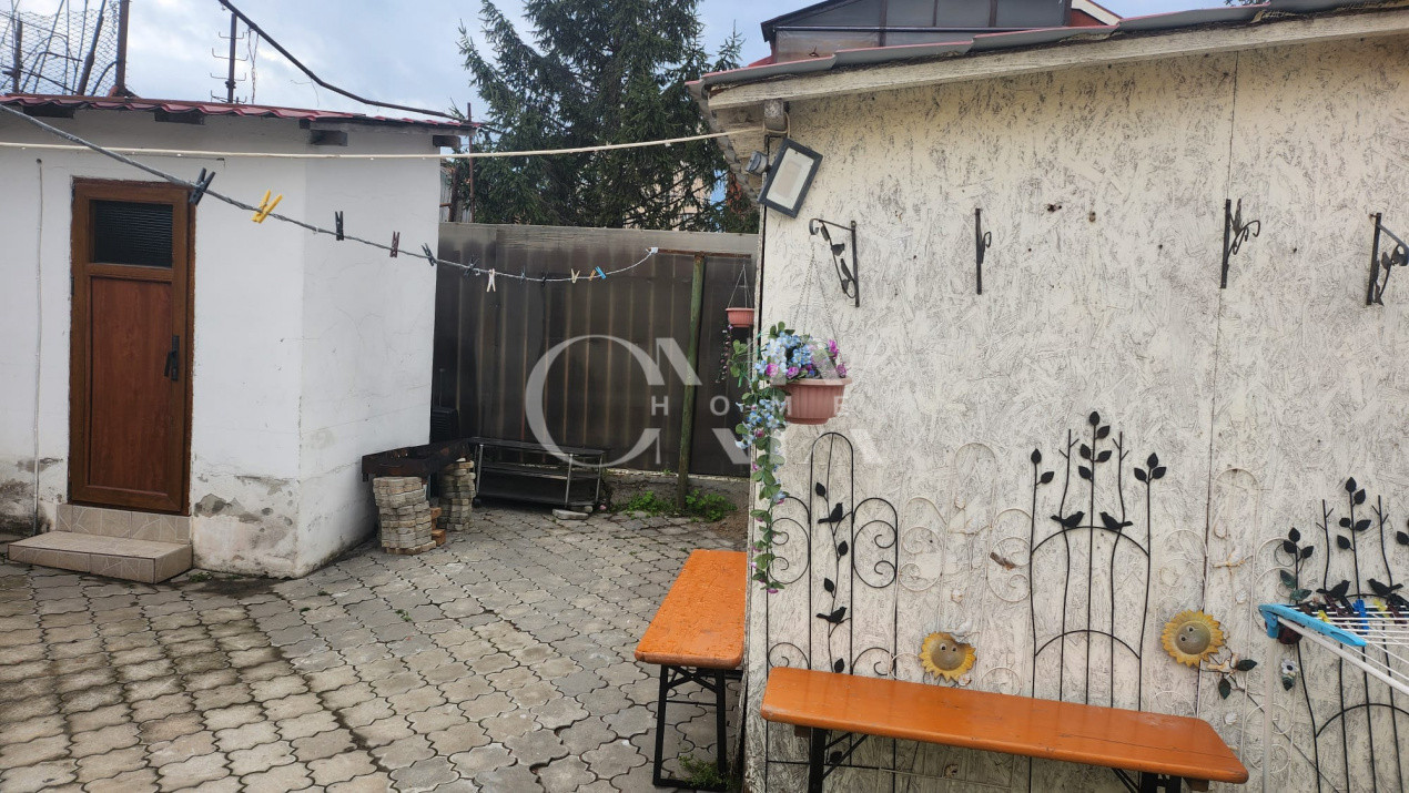  Casa 3 camere,  zona Coiciu