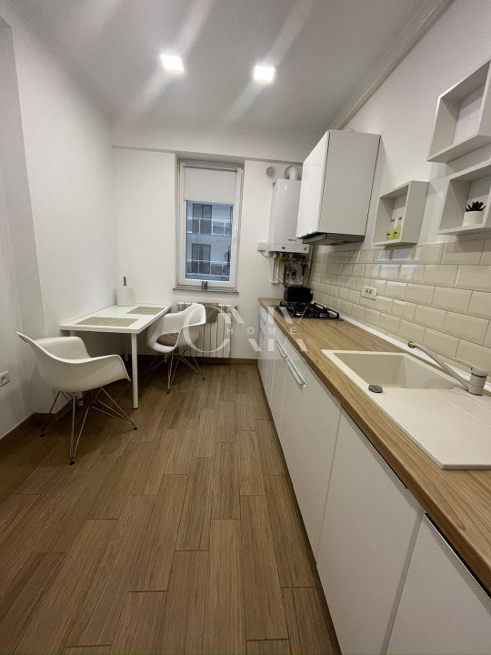 Ap 2 camere, vedere laterala la mare, mobilat complet, Mamaia Nord