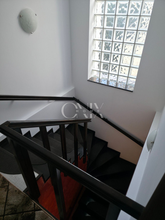 Vilă spațioasă în Mamaia Nord, aproape de plajă, curte mare & 2 terase