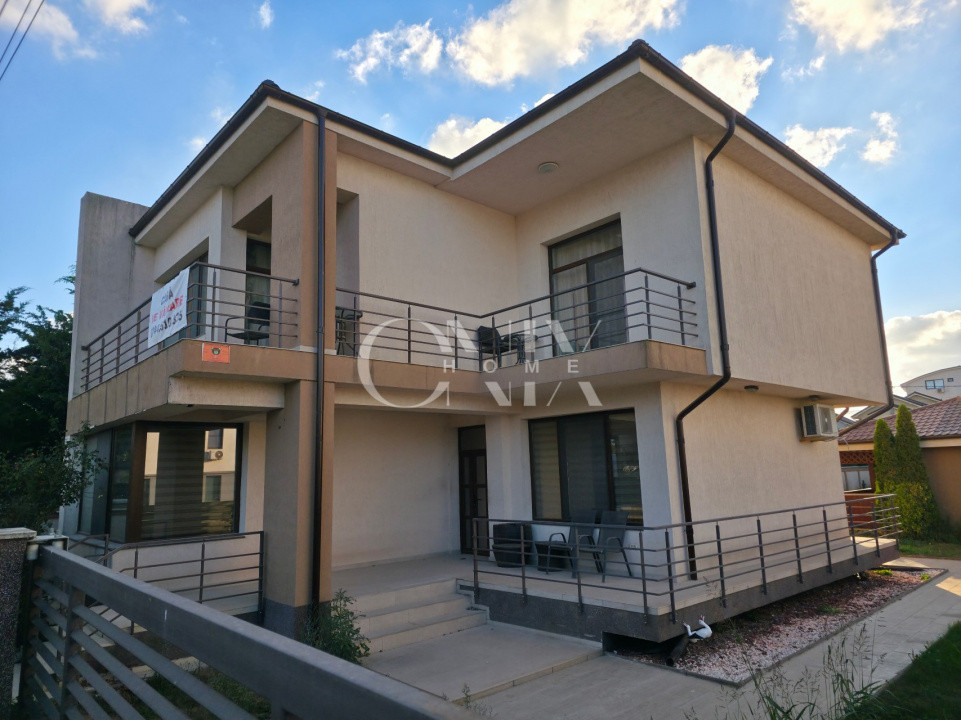 Vilă spațioasă în Mamaia Nord, aproape de plajă, curte mare & 2 terase