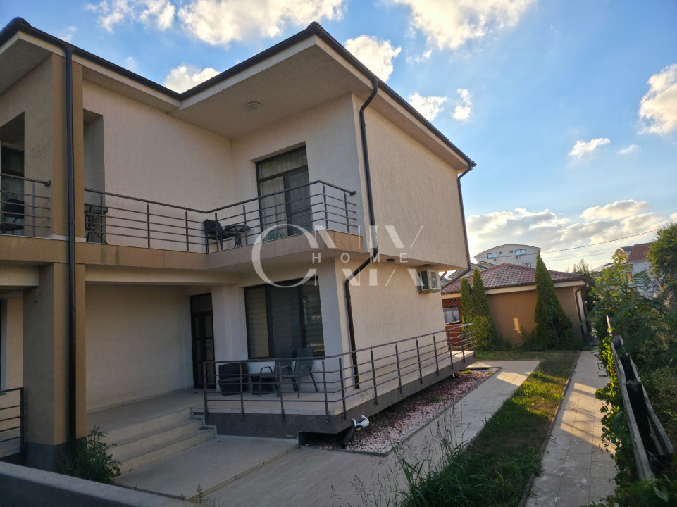 Vilă spațioasă în Mamaia Nord, aproape de plajă, curte mare & 2 terase