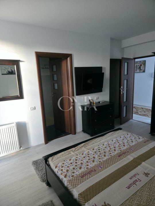 Vilă spațioasă în Mamaia Nord, aproape de plajă, curte mare & 2 terase