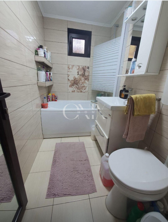 Casa la cheie 3 camere decomandate, zona Medeea